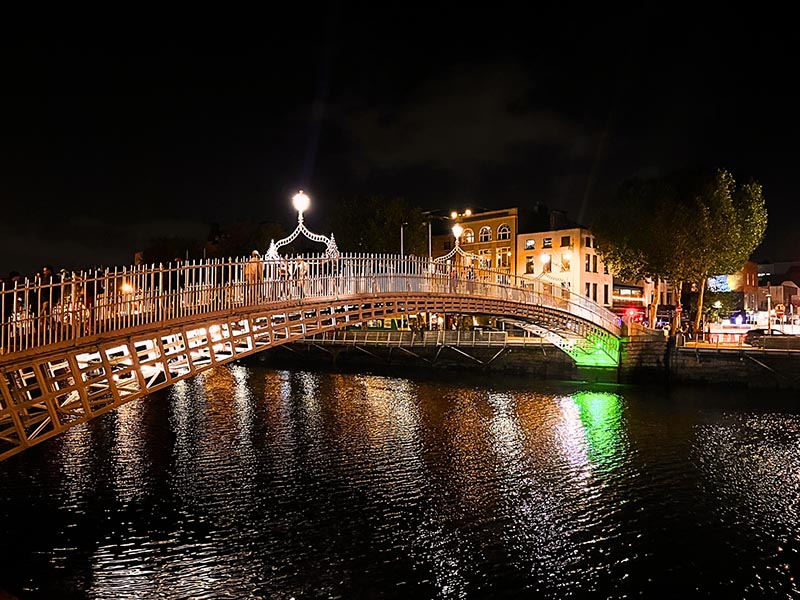 アイルランド　ハーフベニー橋